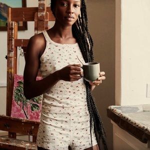 Doen Stella Short in Strawberry Blooms NWT medium